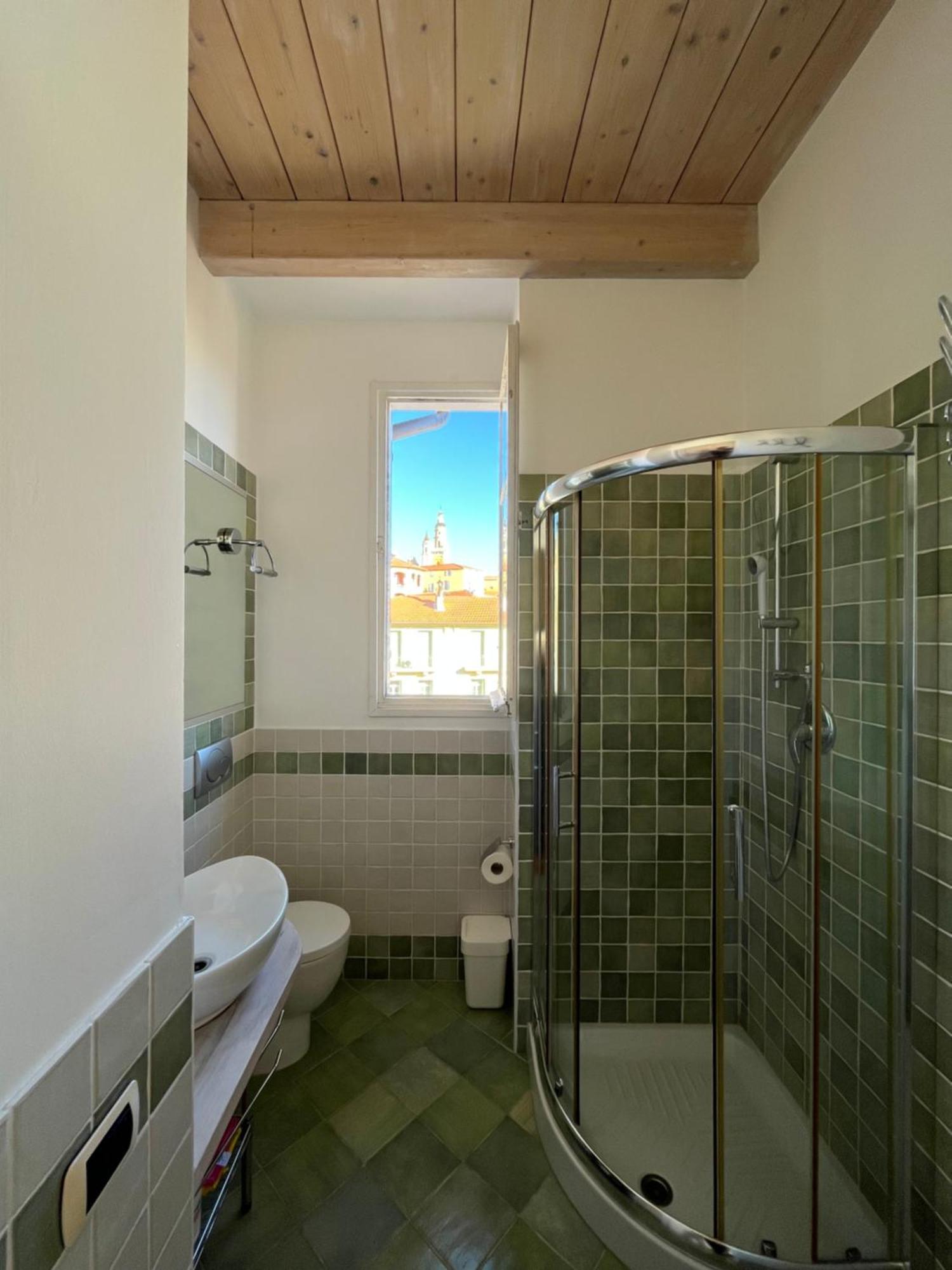 Maison Re- Splendido Appartamento Centro Mentone Exterior photo